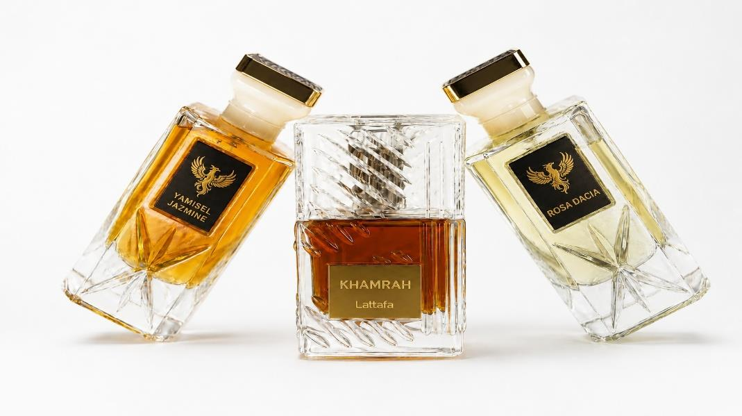 Summer Trio: Yamisel Jasmine, Rosa Dacia & Khamrah — frascos